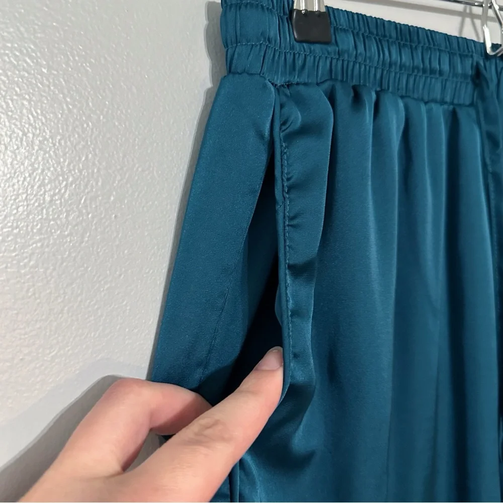 Apparis Reece Satin Pajama Pant Set‎ Size Medium
